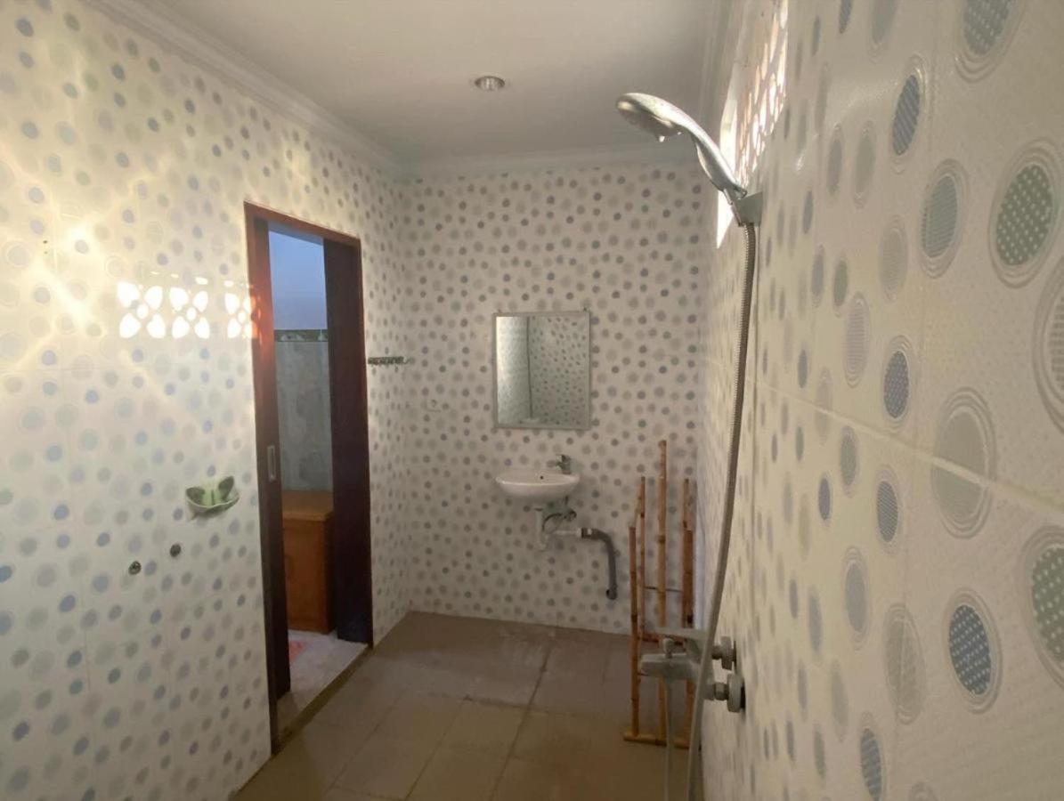 Bali Made Guesthouse Canggu Екстериор снимка